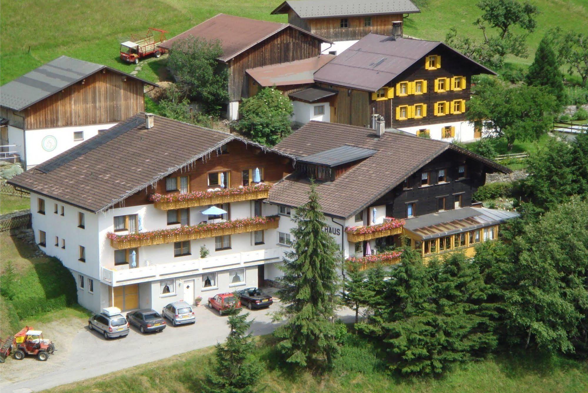 Apartments Rifa - Gaschurn Bagian luar foto